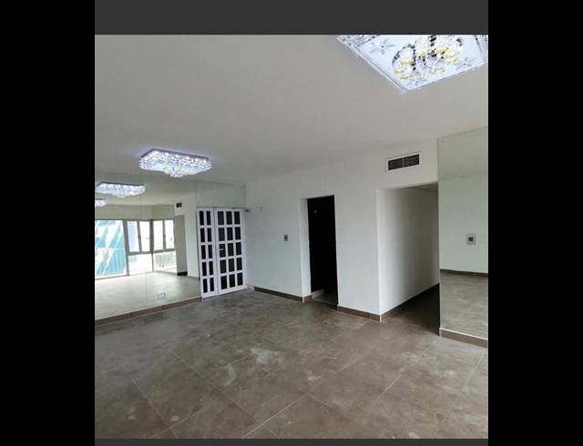 3 BEDROOM APARTMENT TO LET IN SOUTH BEACH
